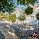 Salora Studio-apartments Archangelos (Rhodes)