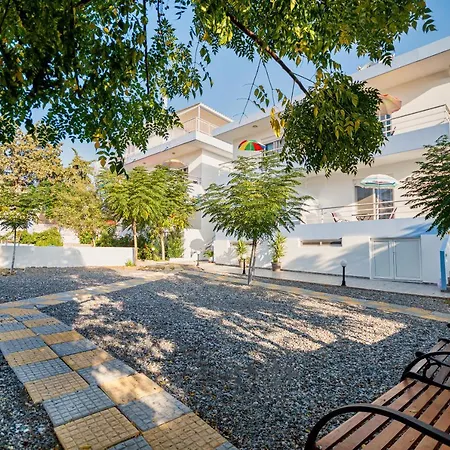 Salora Studio-apartments Архангелос
